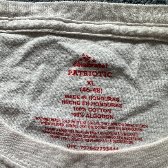 Let's Celebrate! Patriotic White "True To The Red White And Blue" T-Shirt XL - Picture 2 of 3